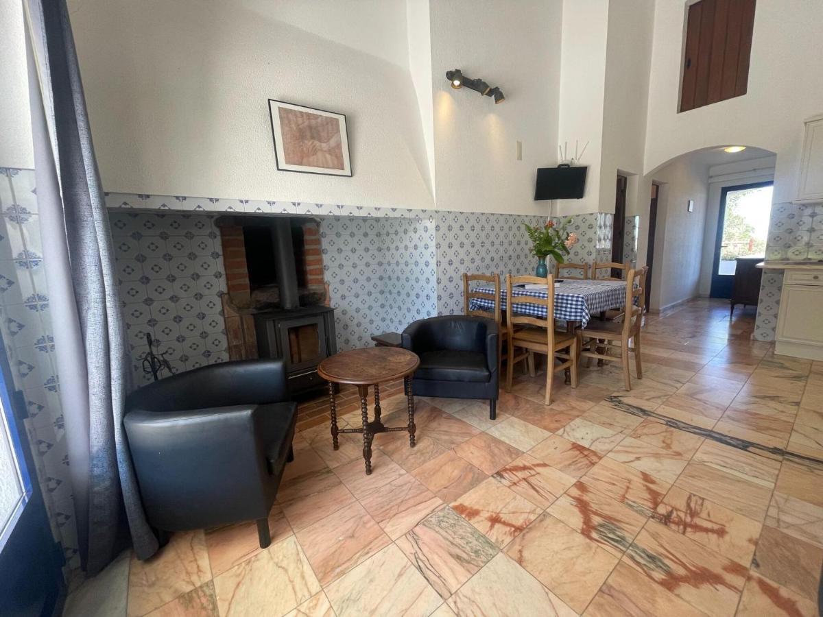 Inviting Holiday Home In Montemor O Novo With Pool Esterno foto